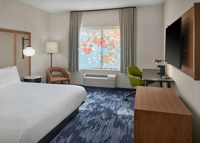 Fairfield Inn & Suites Detroit Farmington Hills