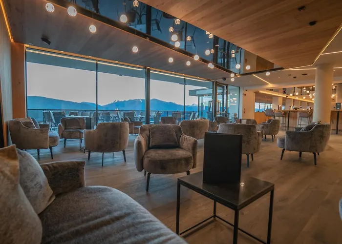 Hotel Purvita - Ski In Ski Out - Infinity Pool