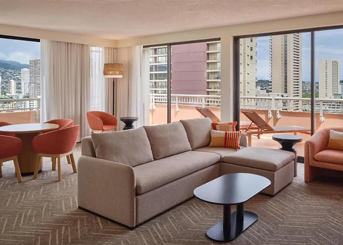The Ambassador Hotel Of Waikiki, Tapestry Collection By Hilton