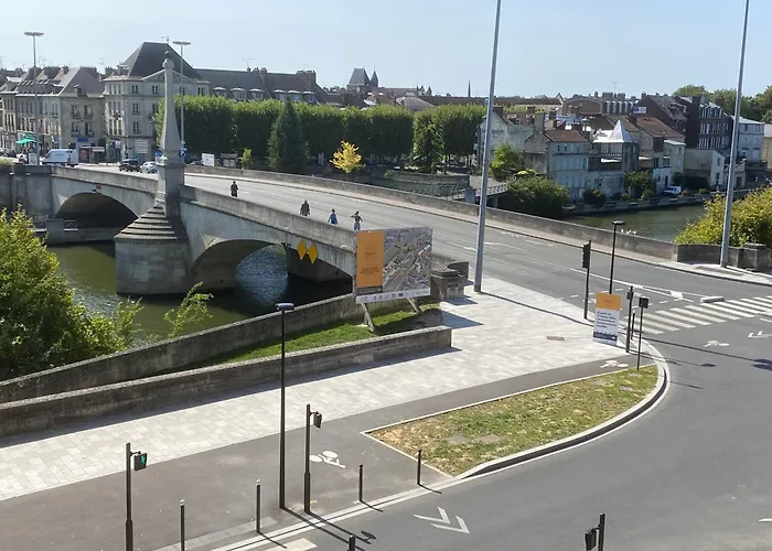 Hotel De Flandre Compiegne Centre-Ville