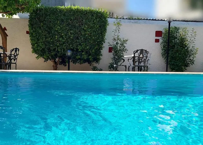 Hotel Bakos