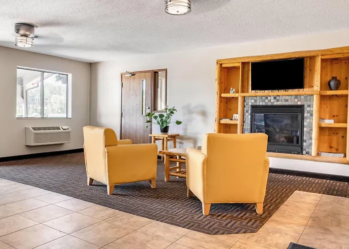 Super 8 By Wyndham Custer/Crazy Horse Area