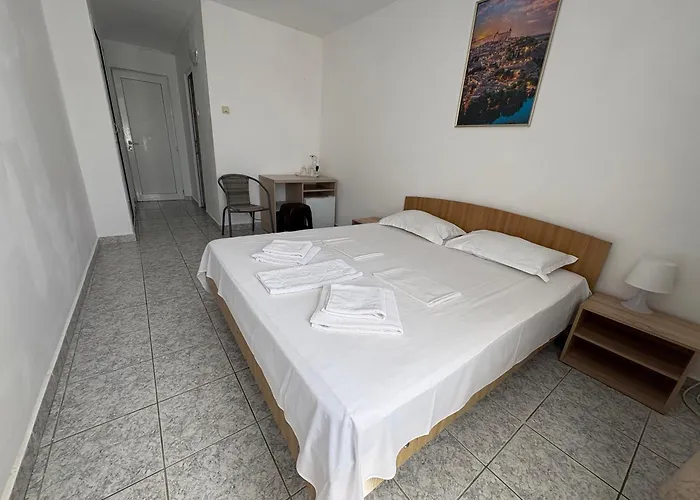 Hotel Camelia