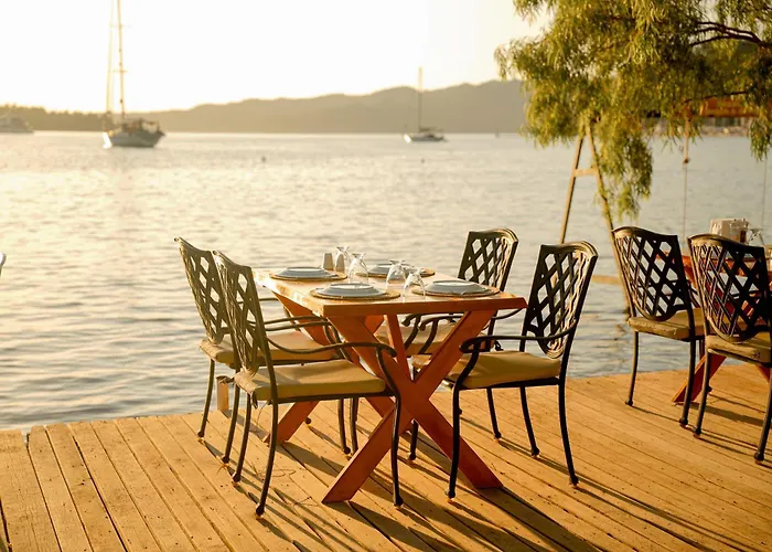 Marimare Beach & Bungalow