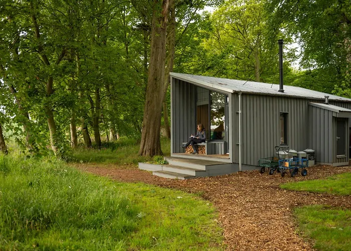 Off Grid Travel At Cambo Estate