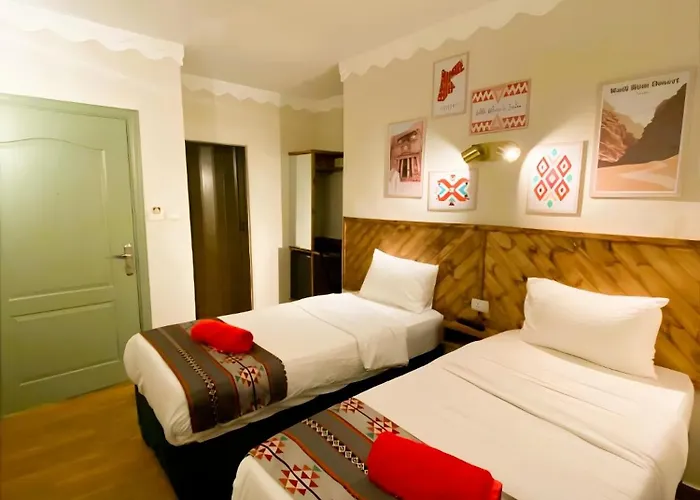 Sandra Hotel