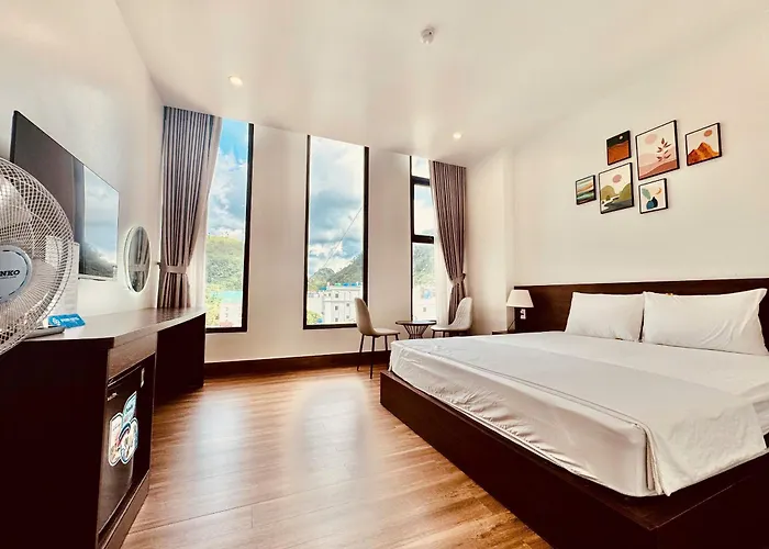 Cat Ba Swiss Hotel