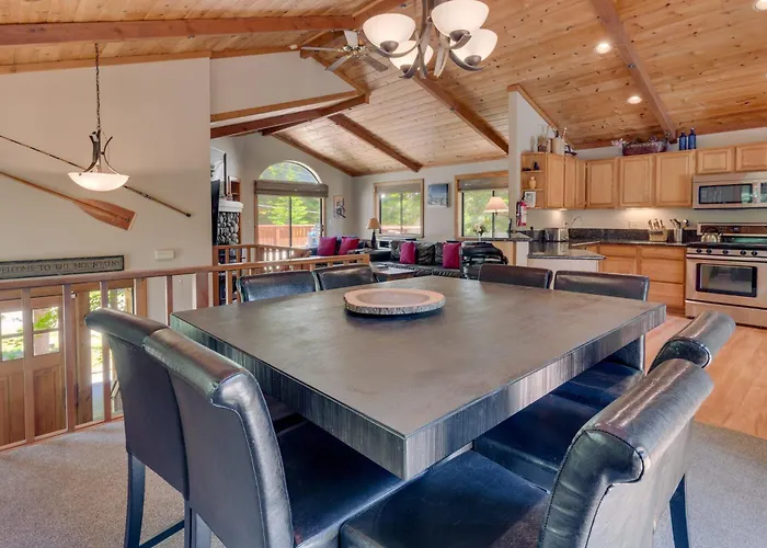 Modern 3Br Tahoe Cabin With Hot Tub