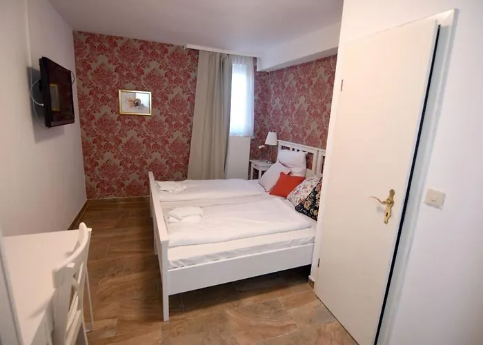 Hotel Mina