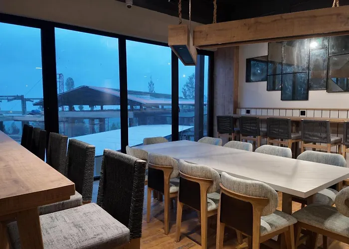 Jambuluwuk Bromo Poshtel