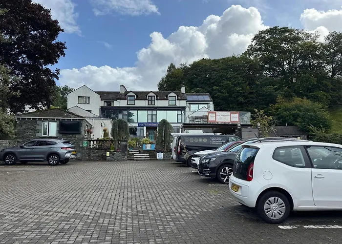 Waterhead Rooms & Suites - Parking And Light Breakfast