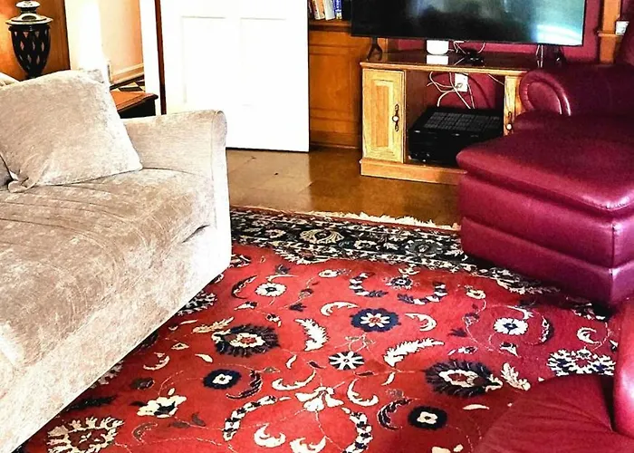 Your Home Away From Home Sleeps 12 Fully Equipped
