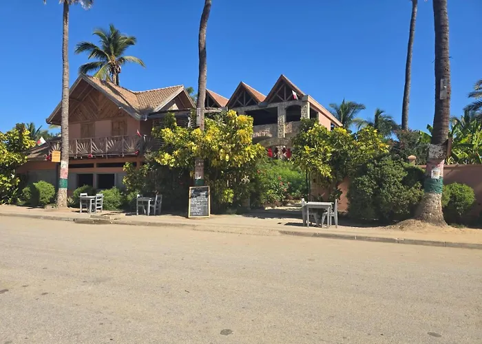 Oasis Kemba Hotel-Restaurant-Bar