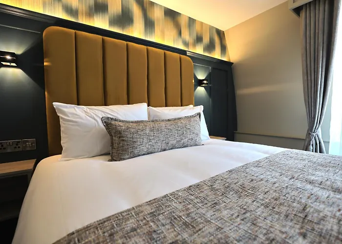 The Maiden City Hotel