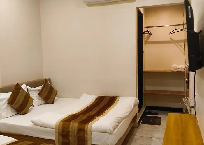 Shri Shyamraj Hotel Ujjain