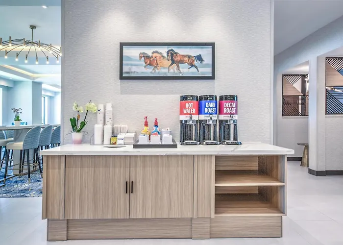 Hampton Inn & Suites Irving Hwy 183