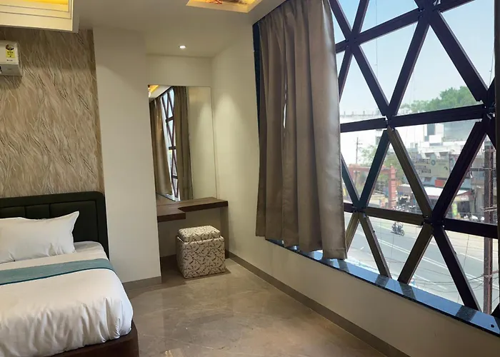 Hotel Ratan Palace