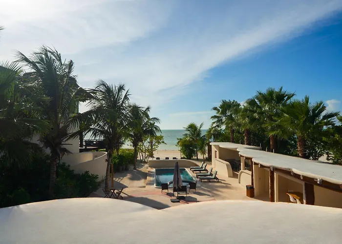 Beachfront Hotel Boutique Dk
