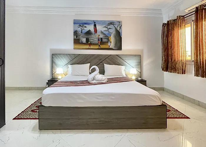 Touraco Suite Hotel Business