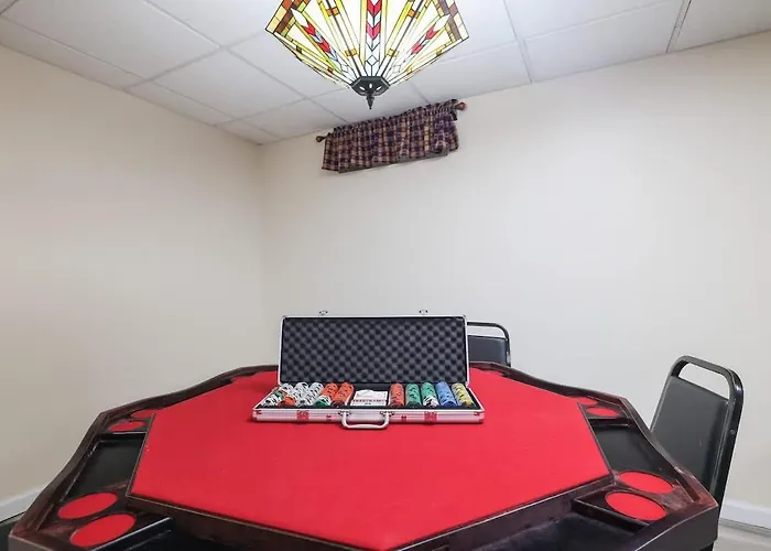 Heated Private Pool Hot Tub Game Room Sauna