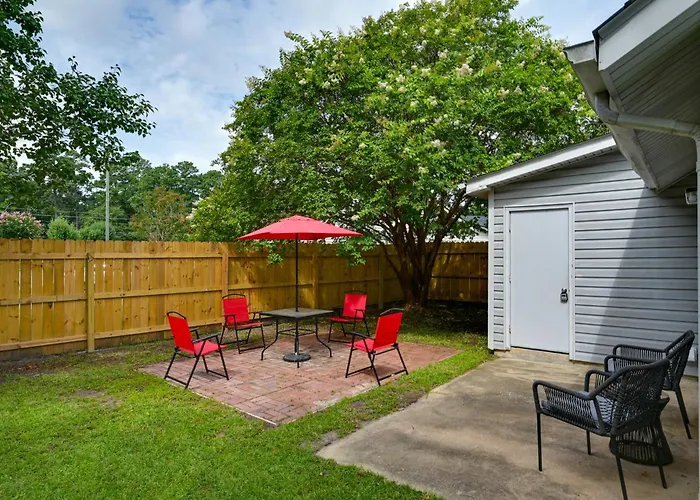 Game Day Ready: Greenville Stay W/ Patio Dining