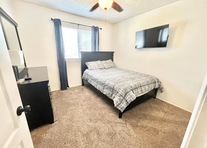 2Bed 1Bath Downtown El Centro The Village