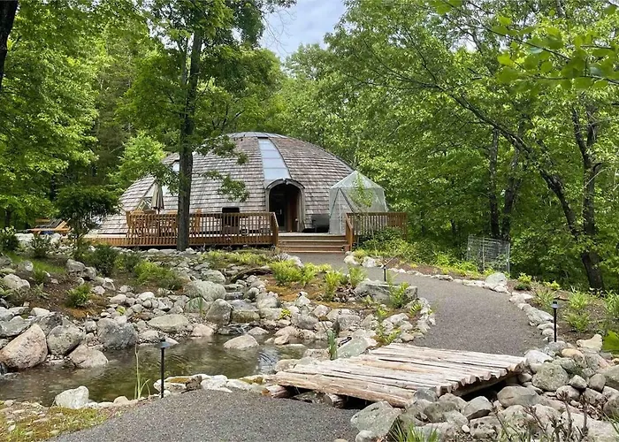 Unique Dome Home With Hot Tub & Piano, On 28 Acres