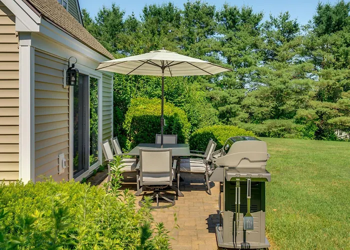 Lake & Beach Access: Family Townhome In Laconia