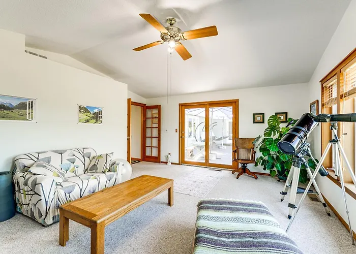 Oregon Farmhouse Hideaway On 53 Acres