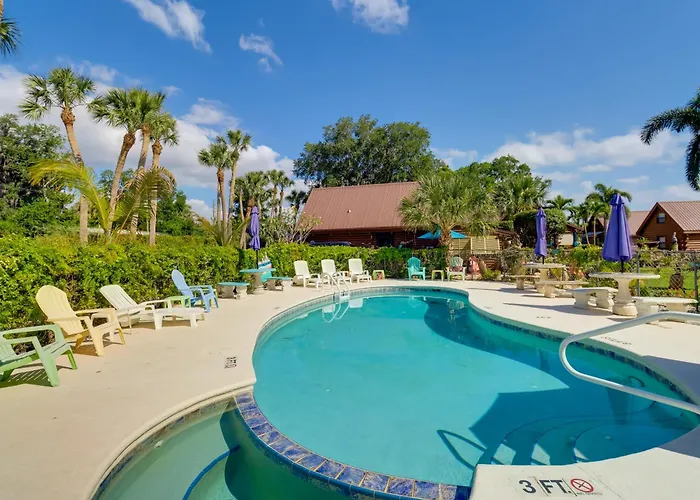 Lake Okeechobee Cabin W/ Boat Launch & Patio