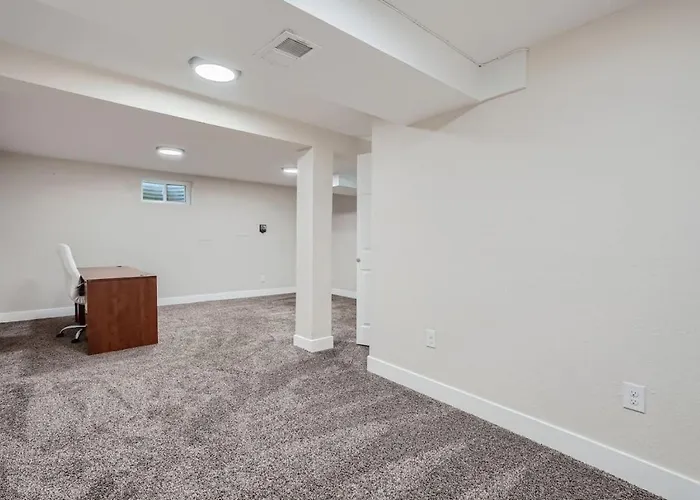 Charming Family Friendly 4Bd 2Ba Arvada Home