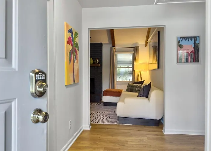 The Caspian Large Family House With Private Pool In Summerville