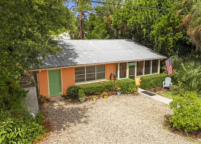Creamsicle Cottage