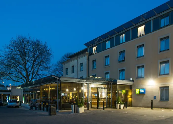 Holiday Inn Express Bath By Ihg