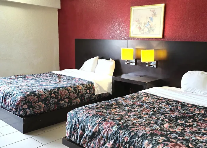 River Valley Inn And Suites