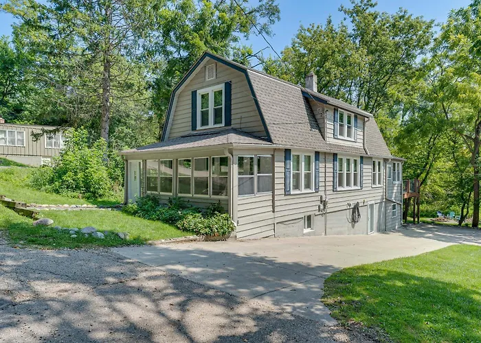 Lake Geneva Area Oasis W/ Fire Pit & Dog Run