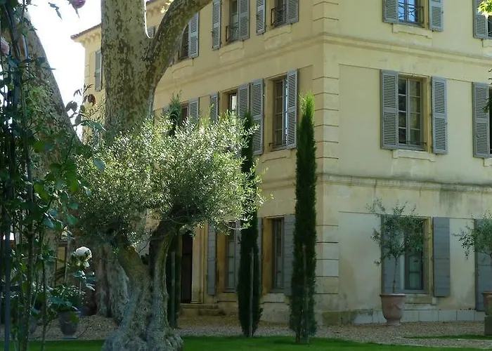 La Bastide De Boulbon