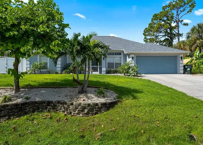 4 Bedroom Heated Private Pool & Lanai