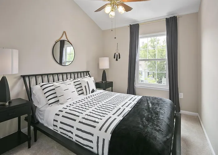 Sleeps 6, Nature Trails, 40 Mins To Dc, 2 Cars Max