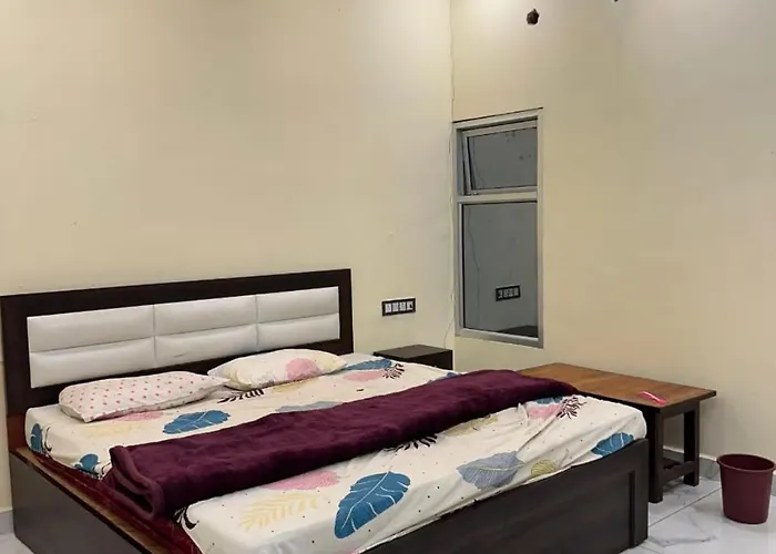 Shree Radhe Palace