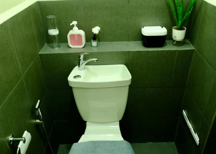 Cecils Cubao Cozy Escape