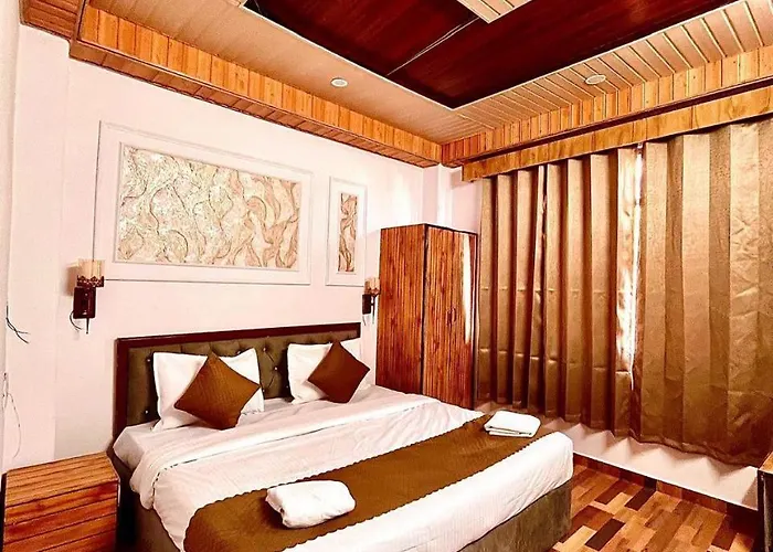 Hotel Harikund Manali
