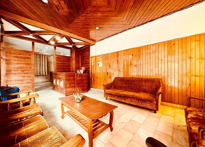 Hotel Harikund Manali
