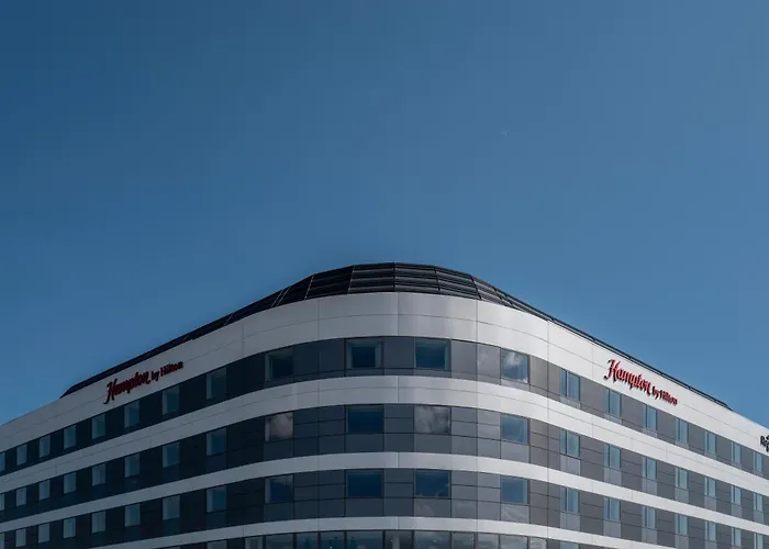 Hampton By Hilton Lyon Airport