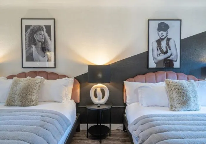 B Side Motel