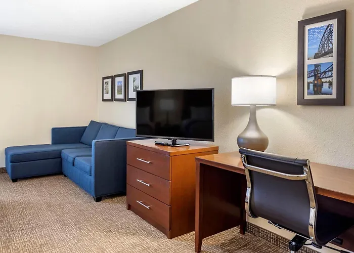 Comfort Inn & Suites Little Rock Airport