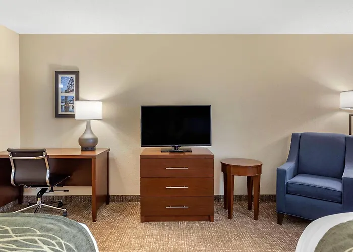 Comfort Inn & Suites Little Rock Airport