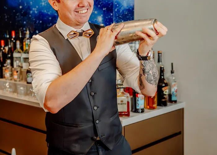 JaHotel