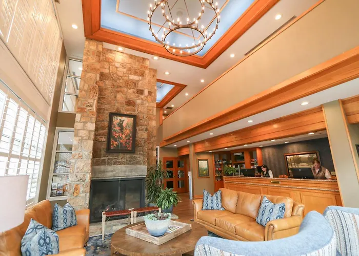 Greystone Lodge On The River