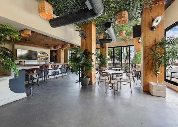 Sentral East Austin At 1630 E Sixth